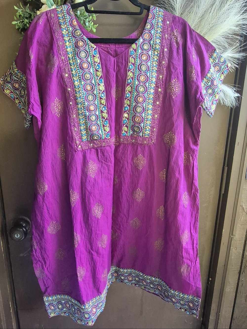 Embroidered Magenta Women's Tunic Top 26" Ptp